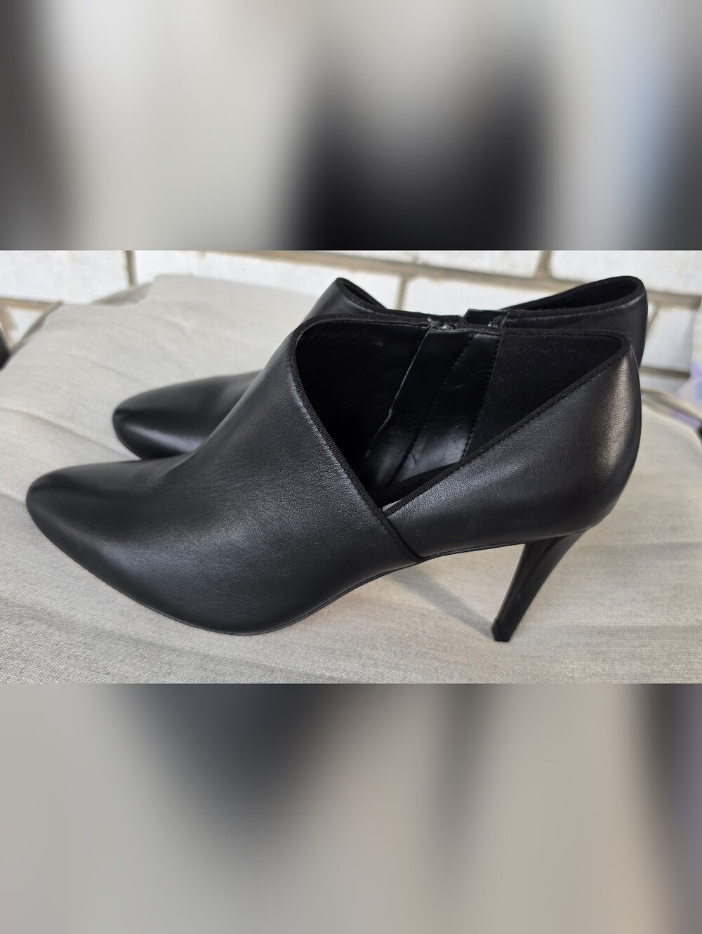Karl Lagerfeld Mishka Black Leather Pointed Ancle Booties with Side Zipper,Sz.7M